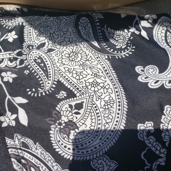 Swimsuit - Picture 2 of 5